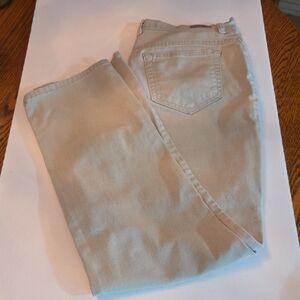 Gloria Vanderbilt Tan Women Jeans.    So Soft! Inseam 29"